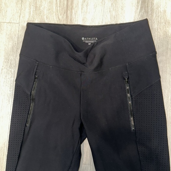 Athleta Cropped Leggings - Picture 5 of 8